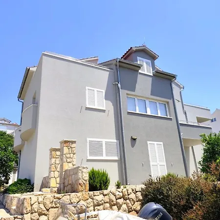 Rita 3* Dolac
